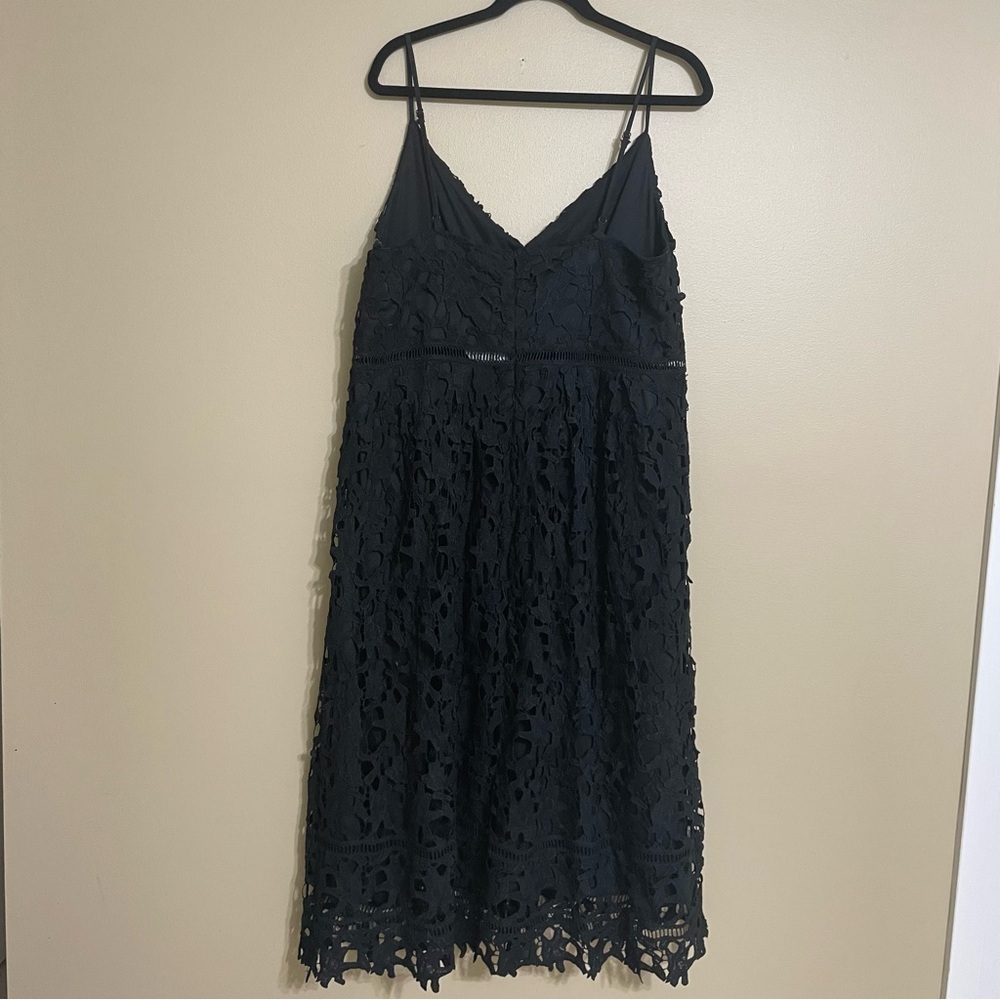 Boohoo NWT Leila Applique V Neck‎ lace Skater Dress size 18 - Picture 5 of 7